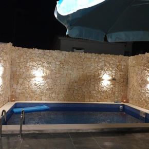 Bella's House 4 com Piscina